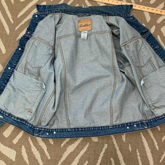 Distressed Levi Strauss Signature Medium Wash Denim Trucker Jacket Size XL - Picture 7 of 17